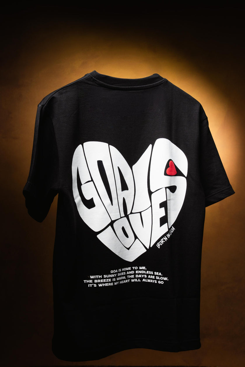 Goa is love puffed heart Oversized t-shirt (Black)