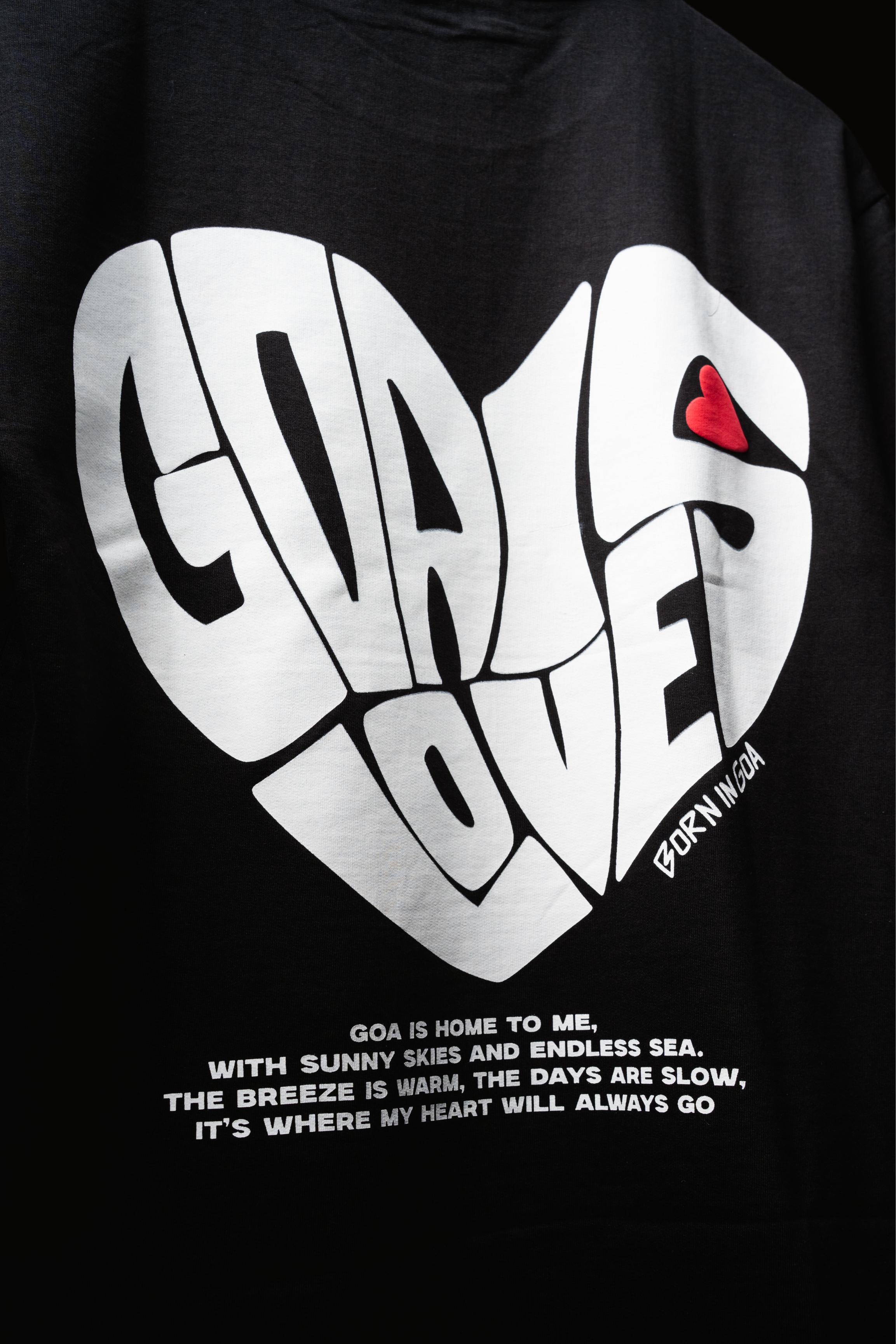Goa is love puffed heart Oversized t-shirt (Black)